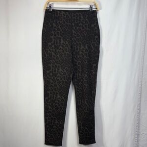 🍇 Thalian Black knit Leopard Print pull on Pants